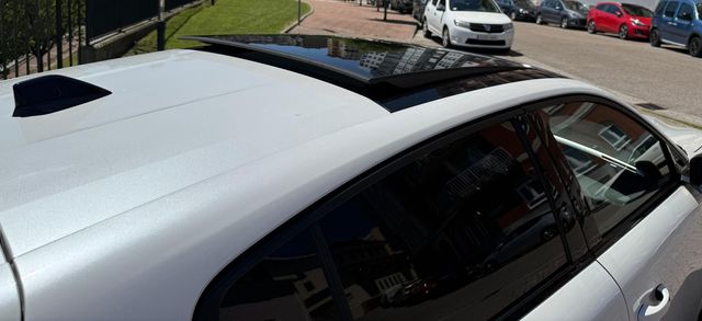 Peugeot 308 5P GT Hybrid 225 eEAT8