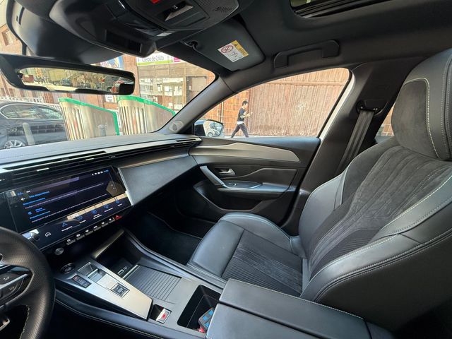 Peugeot 308 5P GT Hybrid 225 eEAT8