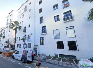 Piso en venta en Puerto Banús en Marbella
