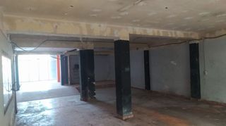 Local comercial en venta en Zona Cantereria en Burjassot