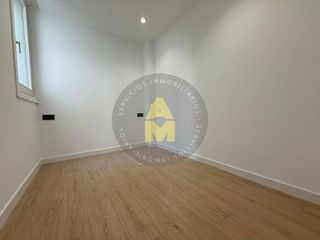 Piso en venta en Centro en Ferrol