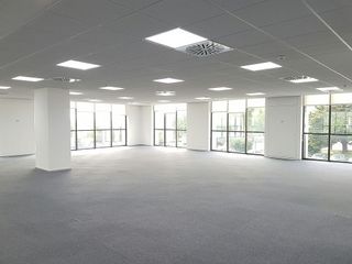 Oficina en alquiler en Sant Just Desvern