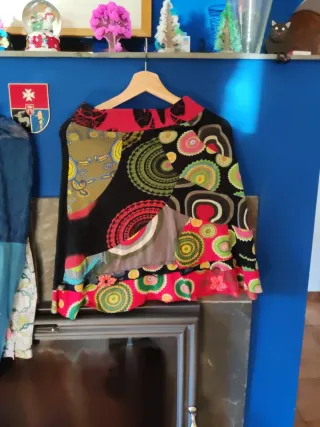 Lote Desigual: falda, blusa, vestido y jersey