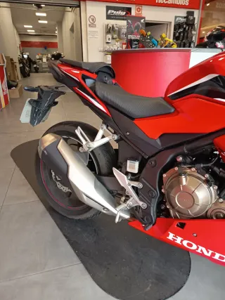 Honda CBR 500R Roja