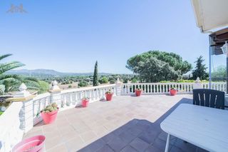 Casa pareada en venta en Casa Amarilla en Galapagar