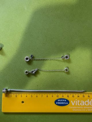 Pulsera Pandora más cierres y Charm