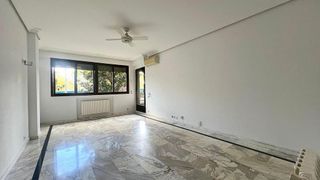 Piso en alquiler en Canillas en Madrid