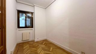 Piso en alquiler en Canillas en Madrid