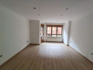 Piso en alquiler en Campo Grande - Arco Ladrillo en Valladolid