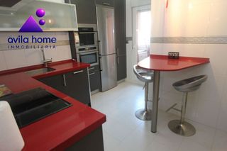 Piso en alquiler en Universidad en Ávila