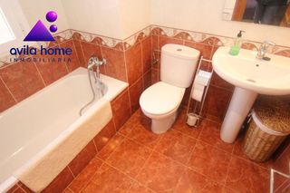 Piso en alquiler en Universidad en Ávila