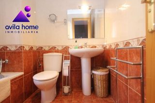 Piso en alquiler en Universidad en Ávila