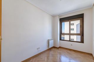 Piso en alquiler en Sanchinarro en Madrid