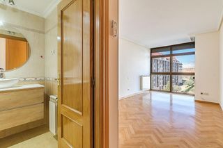 Piso en alquiler en Sanchinarro en Madrid