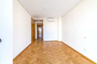 Piso en alquiler en Sanchinarro en Madrid