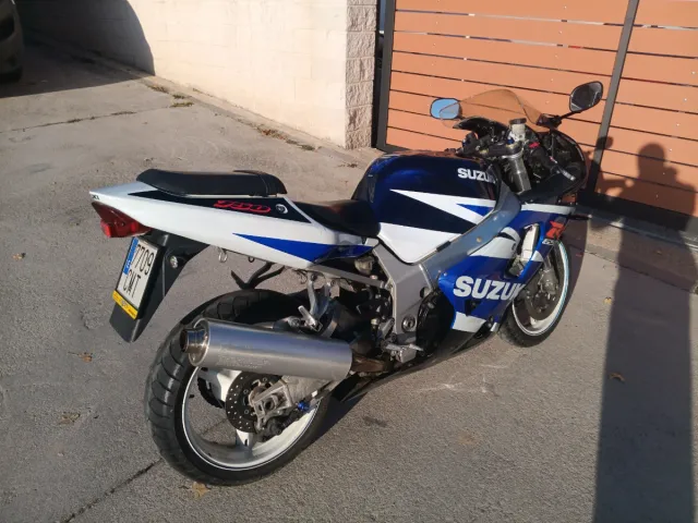 Suzuki GSX-R 750 K3