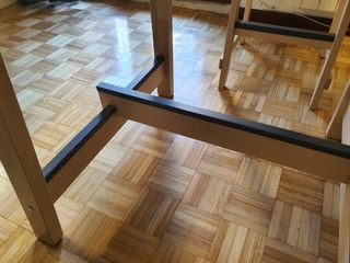 Tavolo Bar + 4 Sgabelli Legno Tessuto