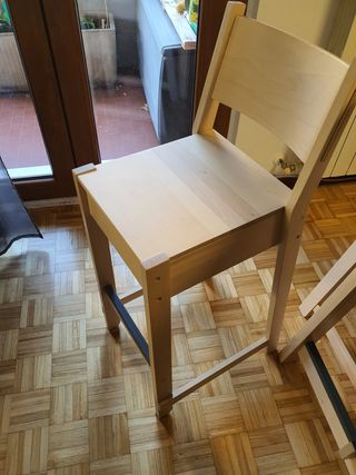 Tavolo Bar + 4 Sgabelli Legno Tessuto