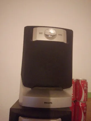 Altavoces Philips Negros y Plateados