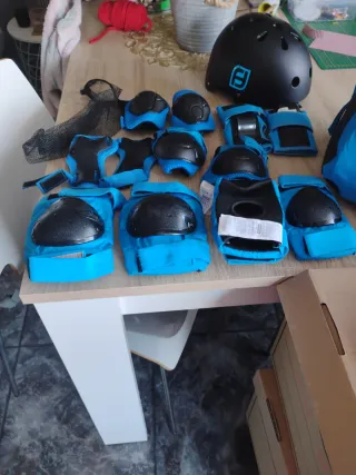 Equipación patinaje infantil: casco y protecciones