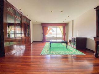 Piso en venta en Ensanche - Sar en Santiago de Compostela