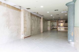 Local comercial en venta en Benetússer
