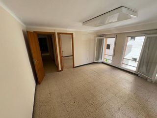 Oficina en venta en Binéfar