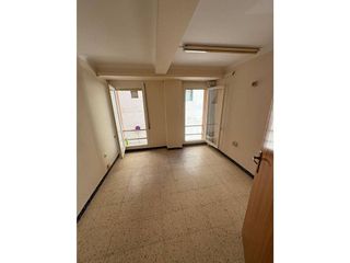 Oficina en venta en Binéfar