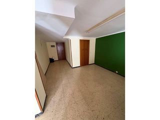 Oficina en venta en Binéfar