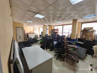 Local comercial en venta en San Luis en Almería