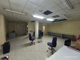 Local comercial en venta en San Luis en Almería