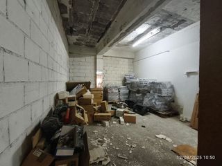 Local comercial en venta en San Luis en Almería