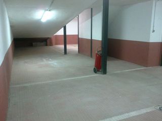 Garaje en venta en Los Cármenes en Madrid