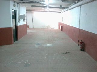 Garaje en venta en Los Cármenes en Madrid