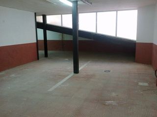 Garaje en venta en Los Cármenes en Madrid