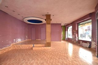 Edificio en venta en Guadix