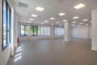 Oficina en alquiler en Sant Just Desvern
