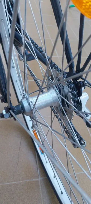 Bicicleta de paseo negra