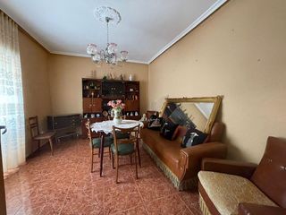 Chalet en venta en Valdepeñas