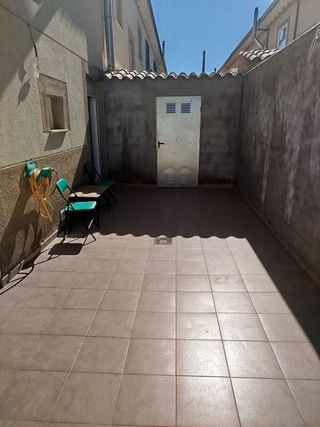 Casa adosada en venta en Corral de Almaguer