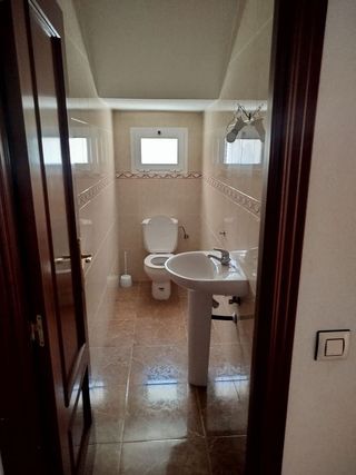 Casa adosada en venta en Corral de Almaguer