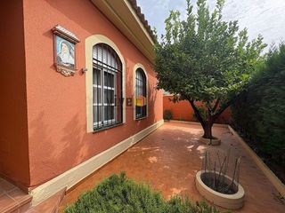 Chalet en venta en Almensilla