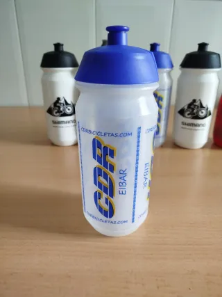Bidones de agua para bicicleta (Shimano, Elite)