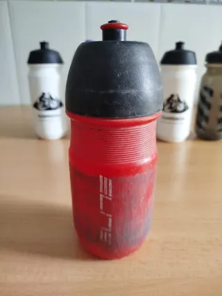 Bidones de agua para bicicleta (Shimano, Elite)