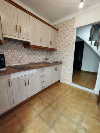 Casa adosada en venta en San Bartolomé - Millán de Priego en Jaén