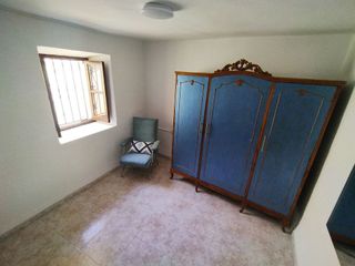 Casa adosada en venta en San Bartolomé - Millán de Priego en Jaén