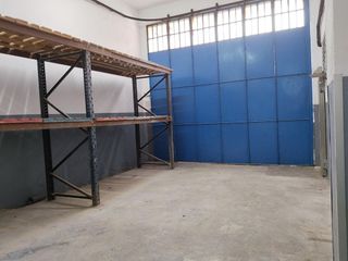 Local comercial en alquiler en Inmobiliaria - Barreda en Torrelavega