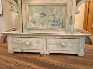 Mueble auxiliar antiguo modernista