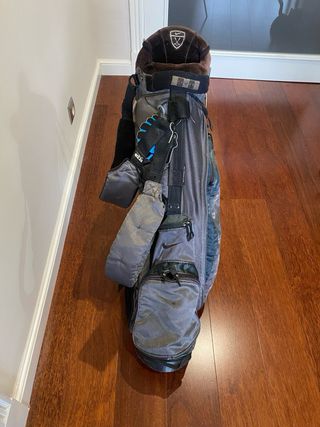Bolsa de Golf Nike con trípode