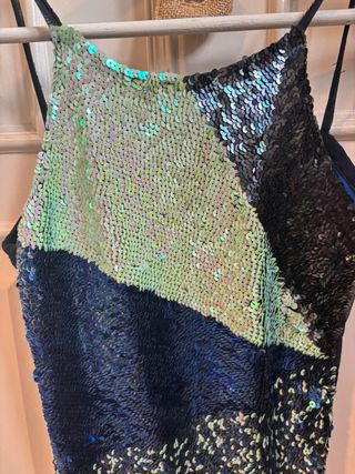 Top lentejuelas azul y multicolor